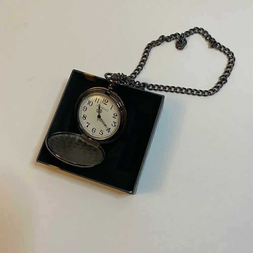 💥Unisex Pocket Watch with chain Engraved